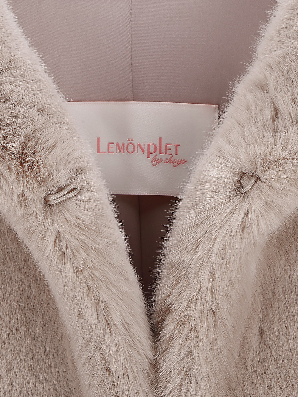 [SIGNATURE LINE] FAUX FUR LAON HOODED MAXI COAT